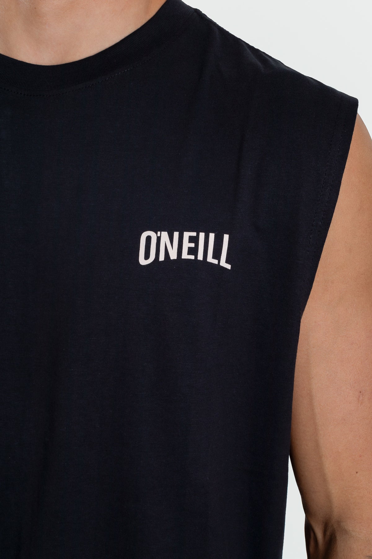 Musculosa Og Convene O'Neill