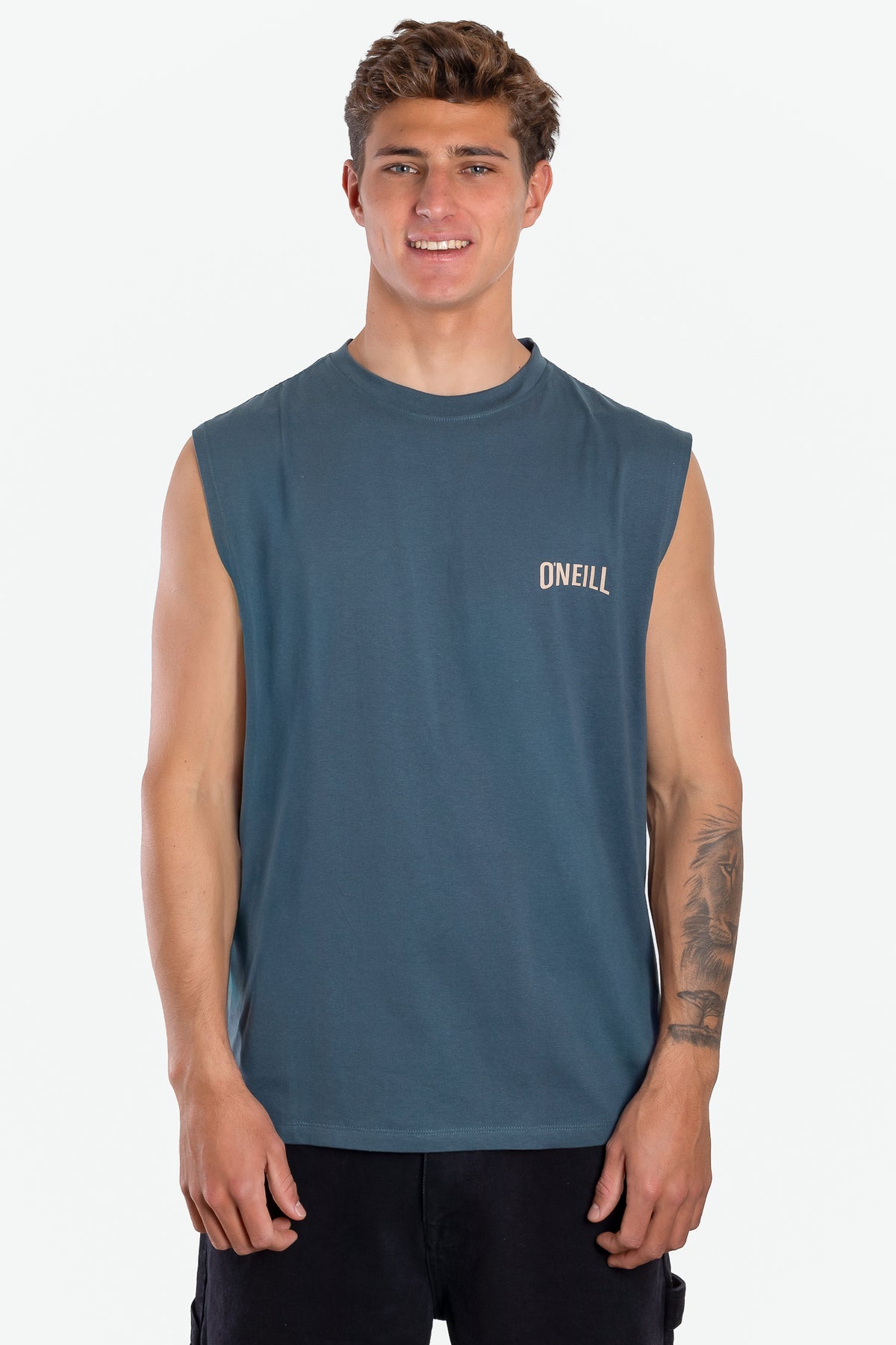 Musculosa Og Convene O'Neill