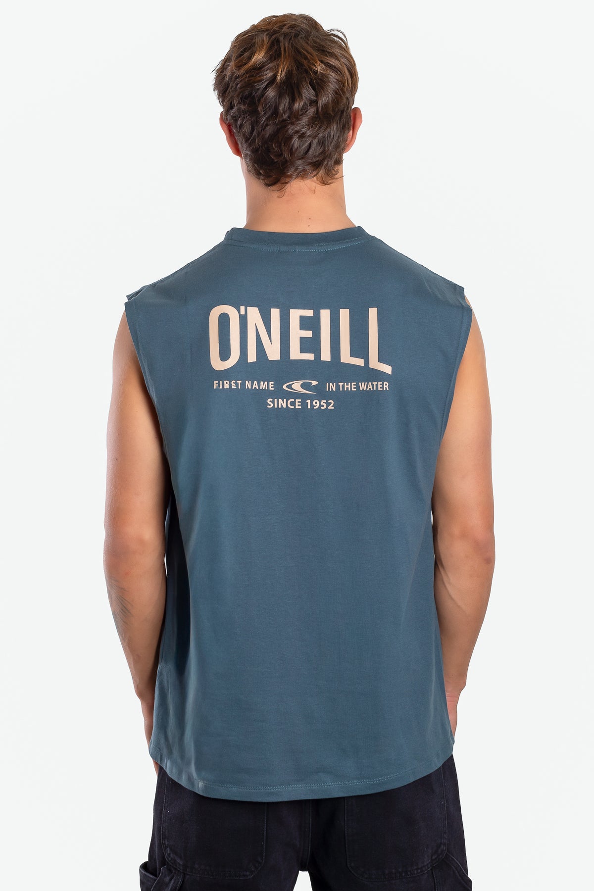 Musculosa Og Convene O'Neill